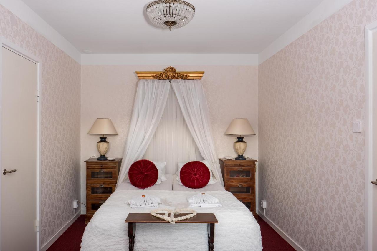 Hotel Vaennaes Vannas Kültér fotó