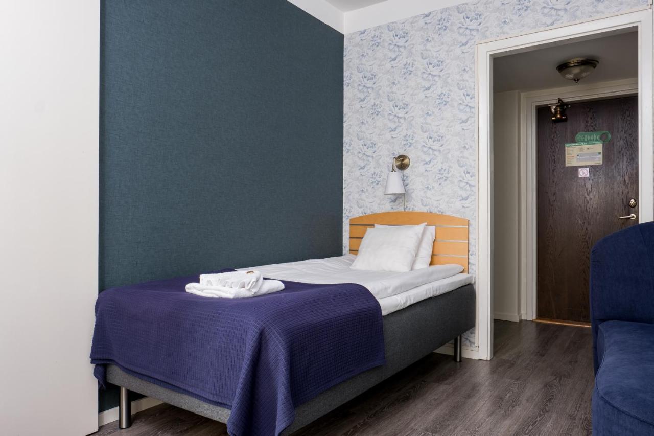 Hotel Vaennaes Vannas Kültér fotó