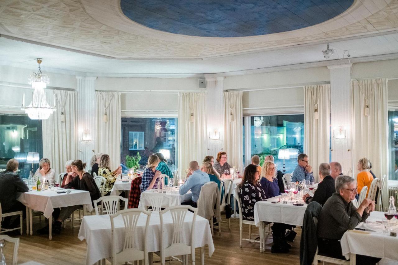 Hotel Vaennaes Vannas Kültér fotó